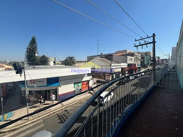 Apartamento com 301m² 3 quartos e 1 banheiro, para alugar, no bairro Centro em Capivari