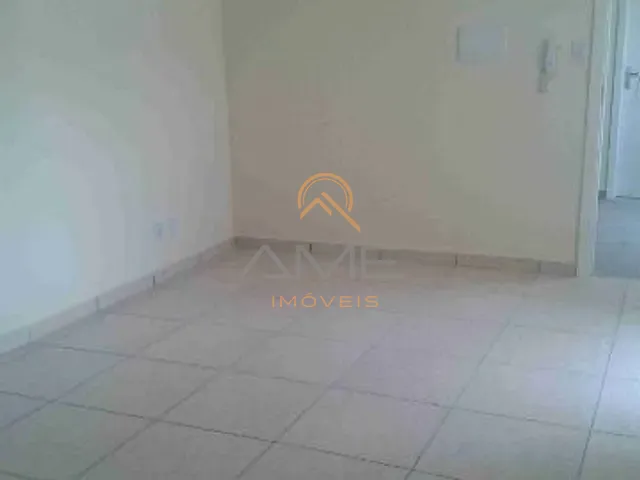 Apartamento 2 quartos e 1 banheiro, à venda, no bairro Três Vendas em Pelotas