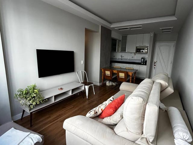 Apartamento 3 quartos e 2 banheiros, para alugar, no bairro Vila Valparaíso em Santo André
