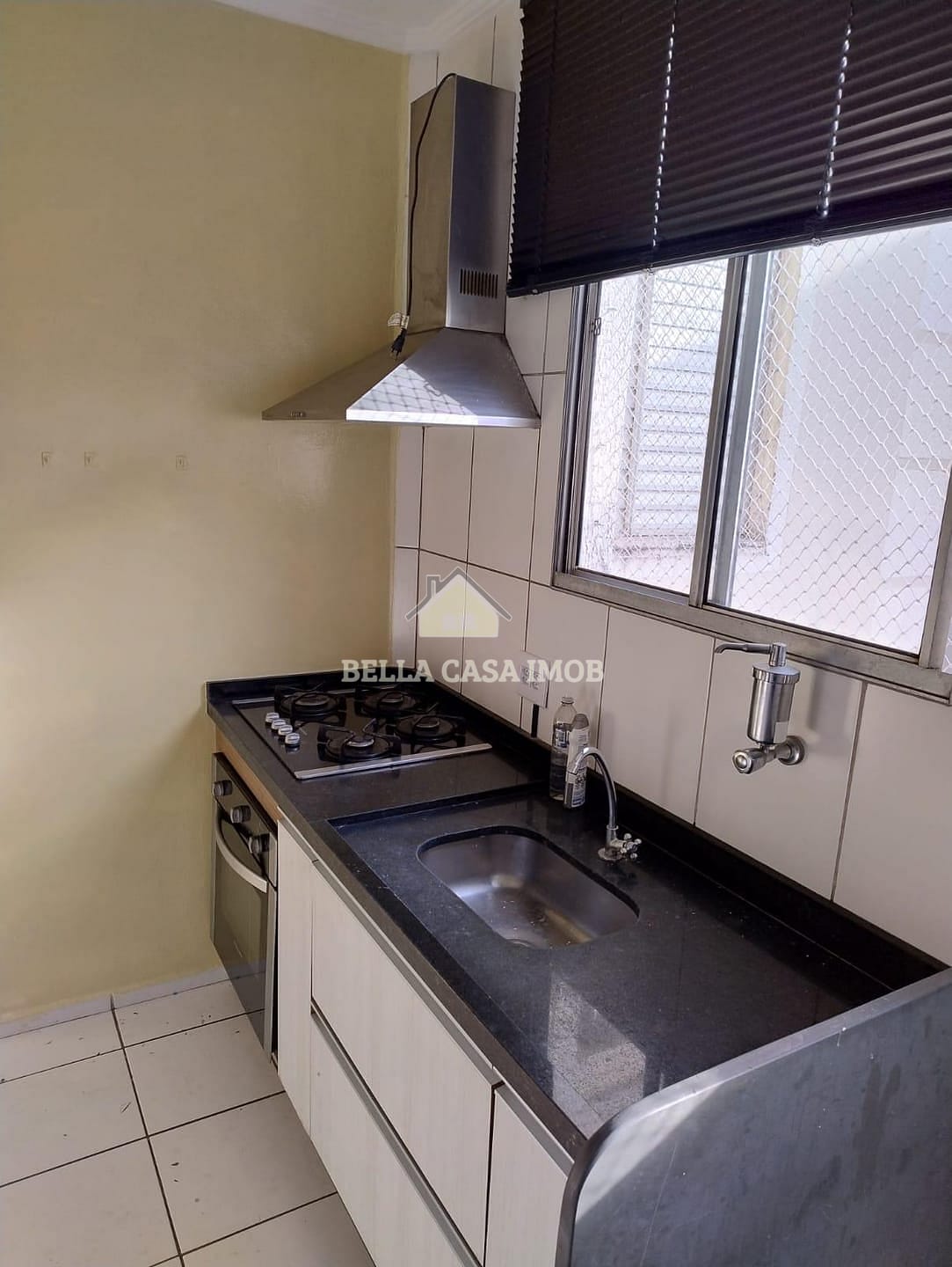 Apartamento para alugar com 3 quartos, 107m² - Foto 1