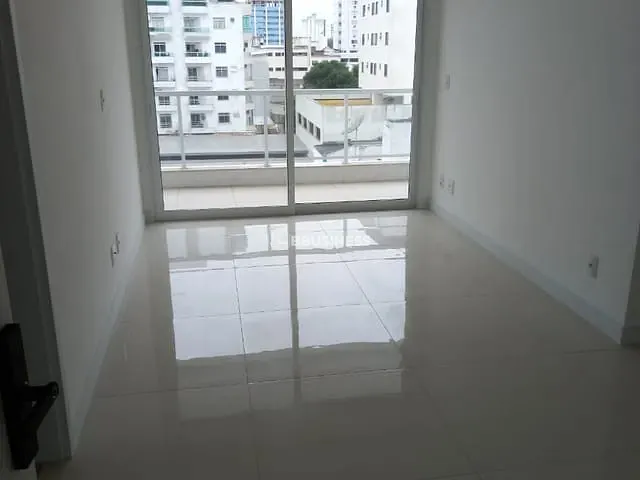 Apartamento 2 quartos e 2 banheiros, à venda, no bairro Centro em Campos dos Goytacazes