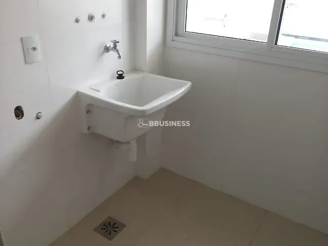 Apartamento 2 quartos e 2 banheiros, à venda, no bairro Centro em Campos dos Goytacazes
