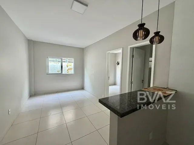 Apartamento com 42m² 1 quarto e 1 banheiro, para alugar, no bairro Jardim Caiçara em Cabo Frio