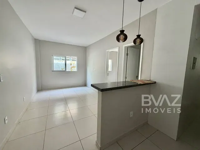 Apartamento com 42m² 1 quarto e 1 banheiro, para alugar, no bairro Jardim Caiçara em Cabo Frio