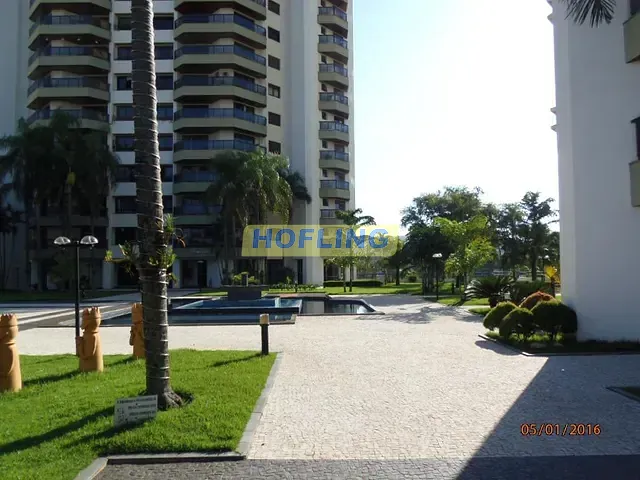 Apartamento 4 quartos e 4 banheiros, para alugar, no bairro Cidade Jardim em Rio Claro