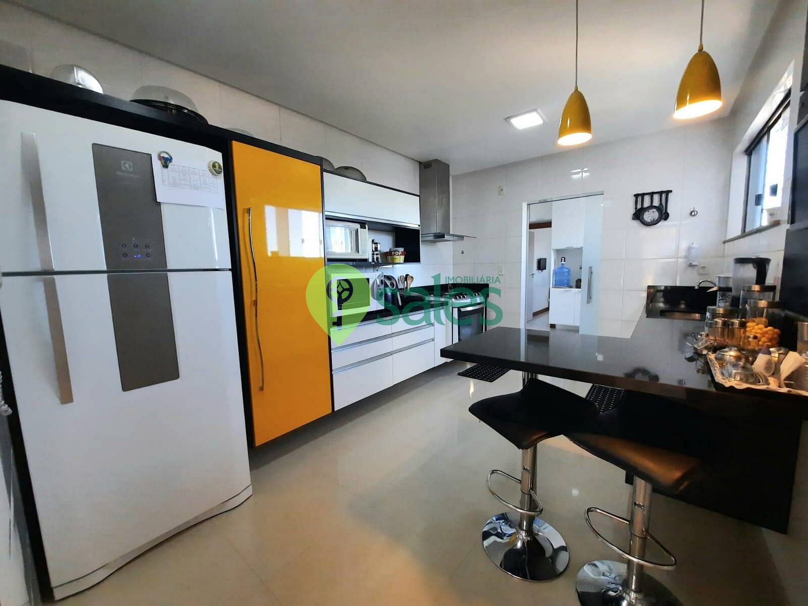 Apartamento à venda com 3 quartos, 180m² - Foto 20