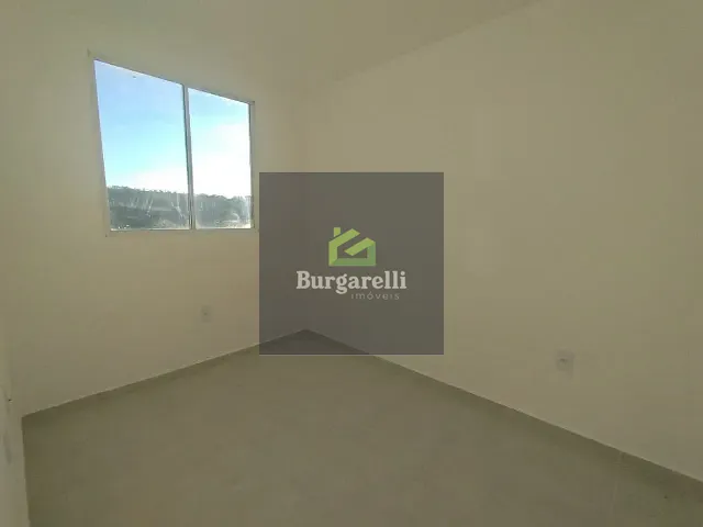 Apartamento 2 quartos e 1 banheiro, para alugar, no bairro Residencial Nova Era em Lavras