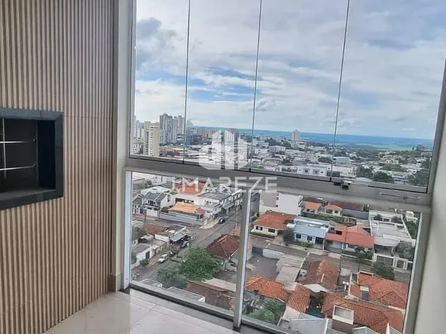 Apartamento com 213m² 3 quartos e 3 banheiros, à venda, no bairro Vila Feliz em Apucarana