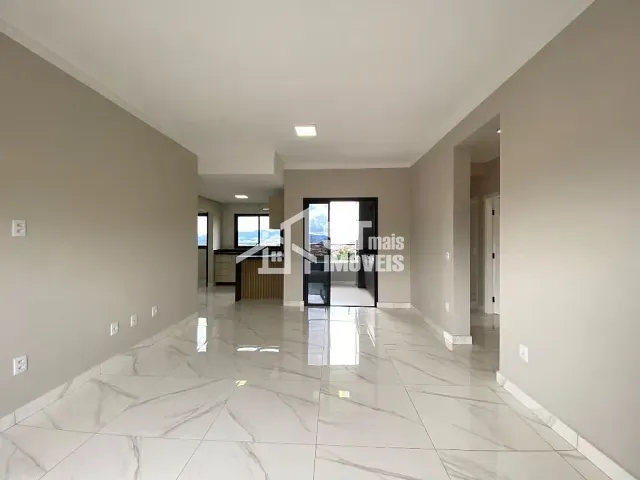 Apartamento com 85m² 3 quartos e 1 banheiro, à venda, no bairro Jardim Mantiqueira II em Andradas