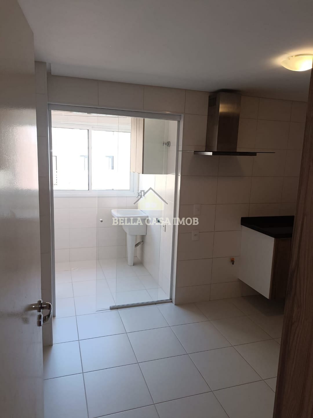 Apartamento para alugar com 2 quartos, 70m² - Foto 14