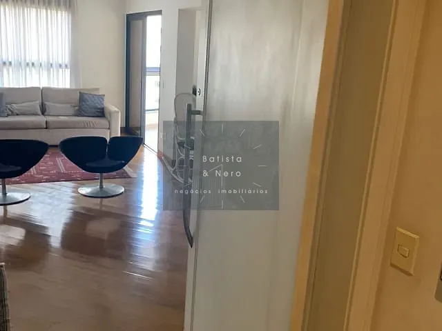 Apartamento com 215m² 3 quartos e 5 banheiros, à venda, no bairro Indianópolis em São Paulo