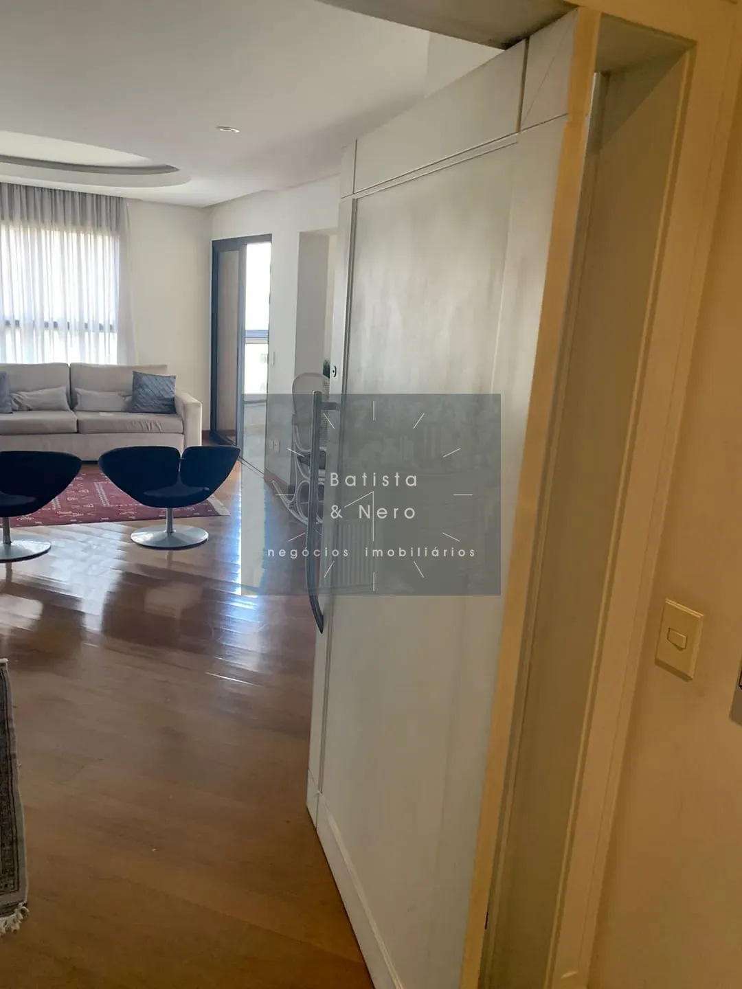 Apartamento, 3 quartos, 215 m² - Foto 1