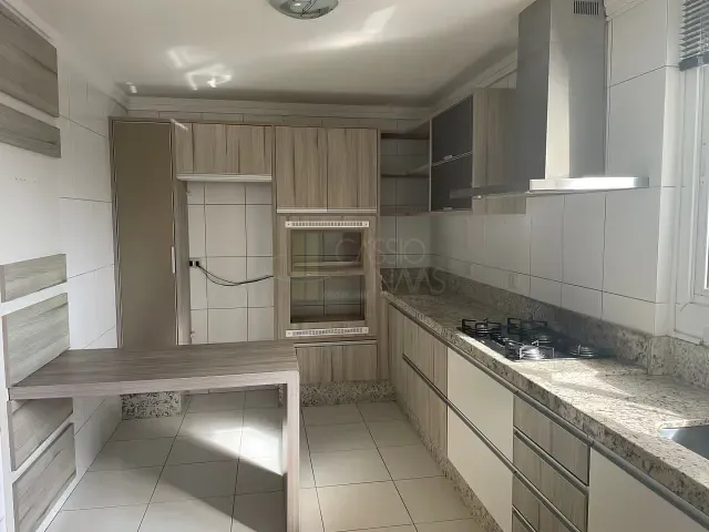 Apartamento com 125m² 3 quartos e 2 banheiros, à venda, no bairro Centro em Apucarana