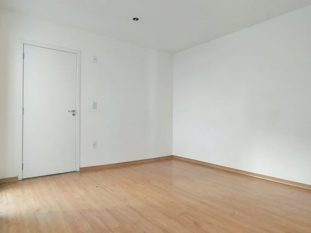 Foto do Apartamento - Apartamento com 02 quartos e duas vagas, Bairro Planalto, Belo Horizonte, MG | Deltalar Imóveis
