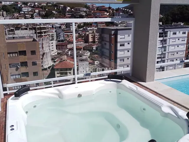 Apartamento com 120m² 2 quartos e 3 banheiros, para alugar, no bairro Centro em Poços de Caldas