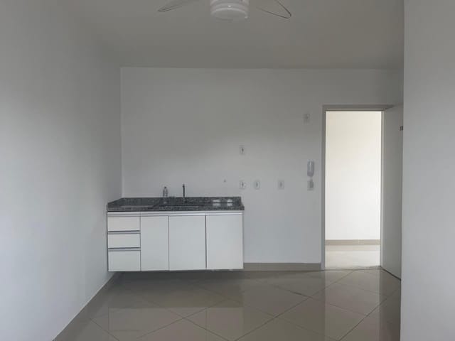 Apartamento 1 quarto e 1 banheiro, para alugar, no bairro Rudge Ramos em São Bernardo do Campo