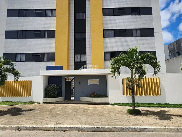 Apartamento 3 quartos e 2 banheiros, à venda, no bairro Candeias em Vitória da Conquista