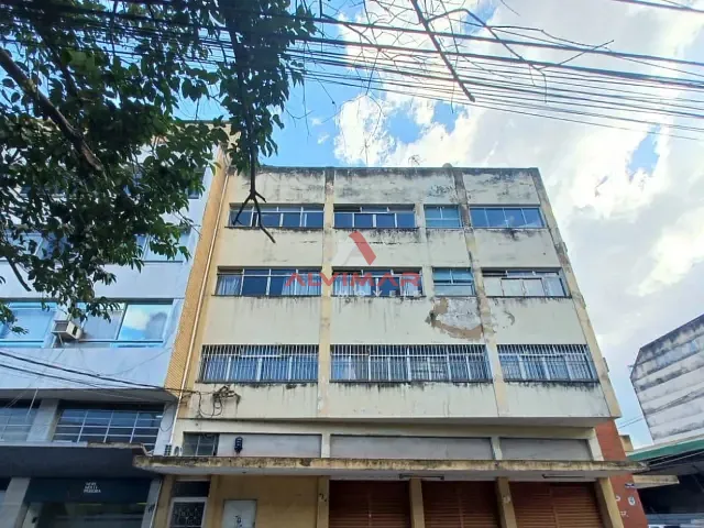 Apartamento com 105m² 2 quartos e 1 banheiro, à venda, no bairro Aterrado em Volta Redonda