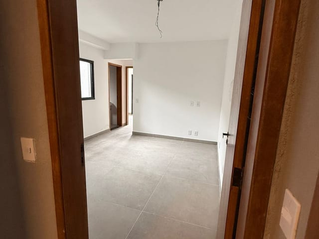Apartamento 2 quartos e 1 banheiro, à venda, no bairro Parque Oratório em Santo André