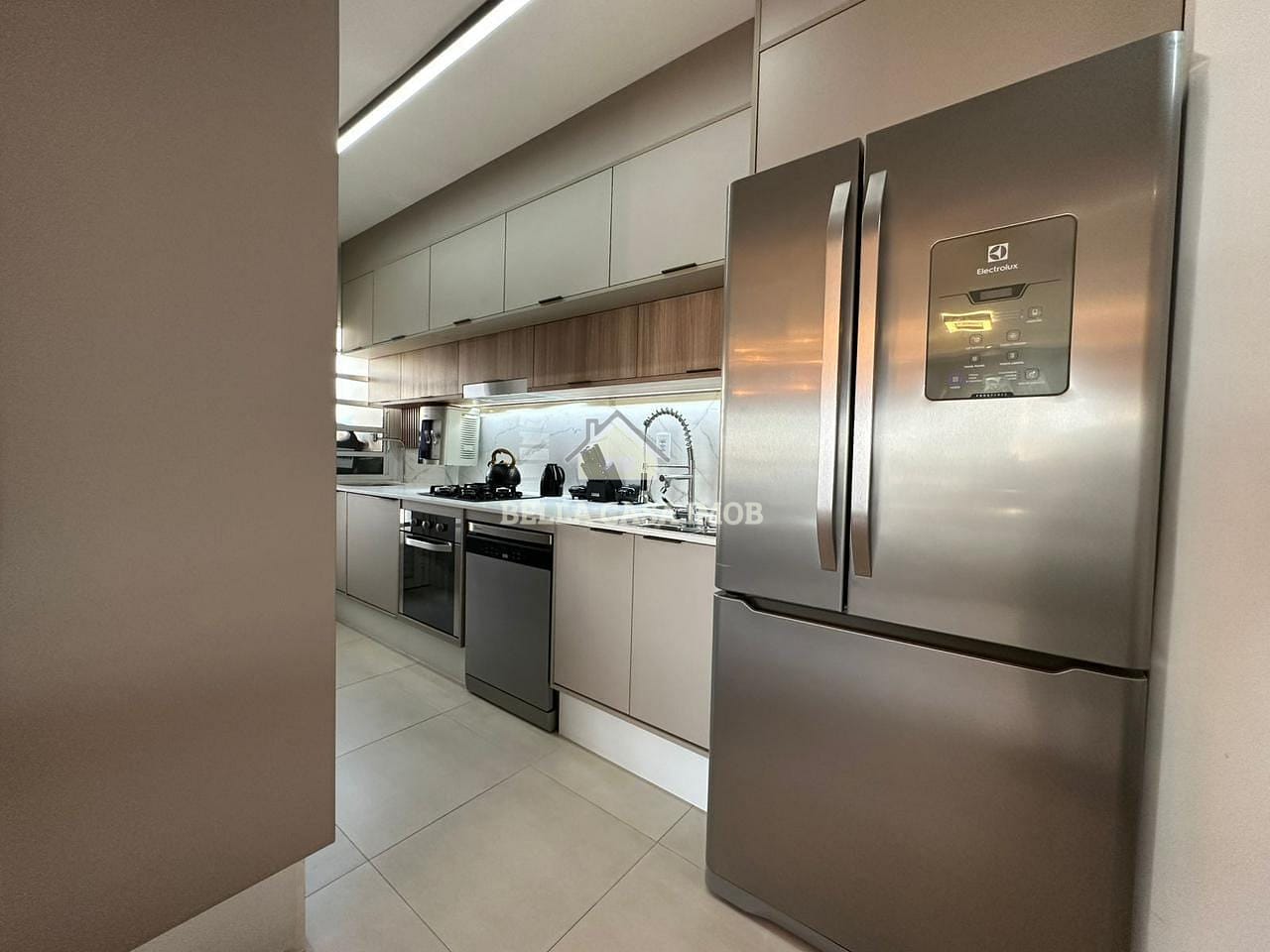 Apartamento à venda com 3 quartos, 103m² - Foto 8