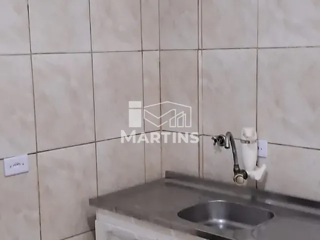 Apartamento 2 quartos e 1 banheiro, à venda, no bairro Jardim Sílvio Sampaio em Taboão da Serra
