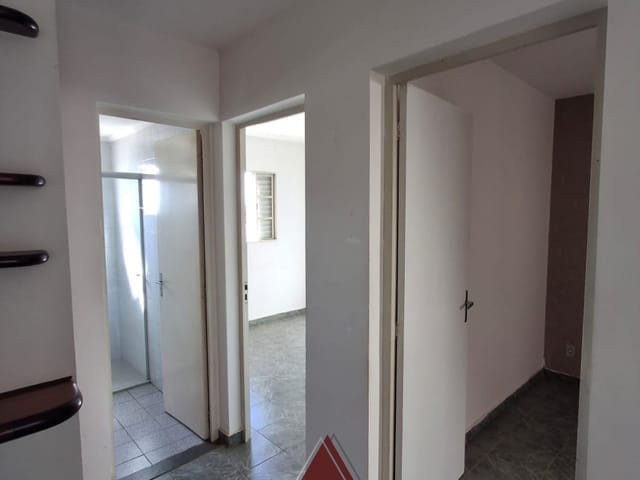 Apartamento 2 quartos e 1 banheiro, à venda, no bairro Vila Pandolfo em Franca
