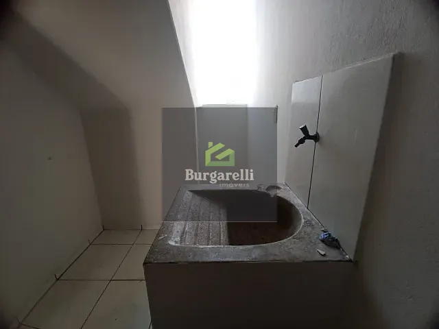 Apartamento 1 quarto e 1 banheiro, para alugar, no bairro Jardim Bela Vista em Lavras