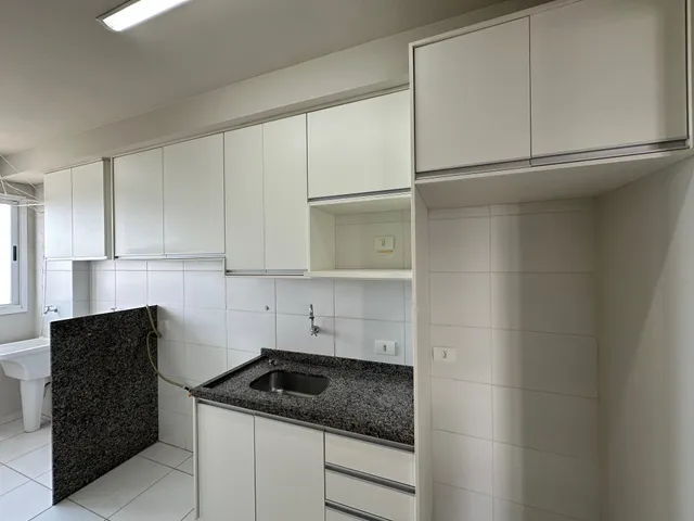 Apartamento com 10m² 3 quartos e 1 banheiro, para alugar, no bairro Aurora em Londrina