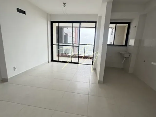 Apartamento 2 quartos e 2 banheiros, à venda, no bairro Nossa Senhora da Vitória em Ilhéus
