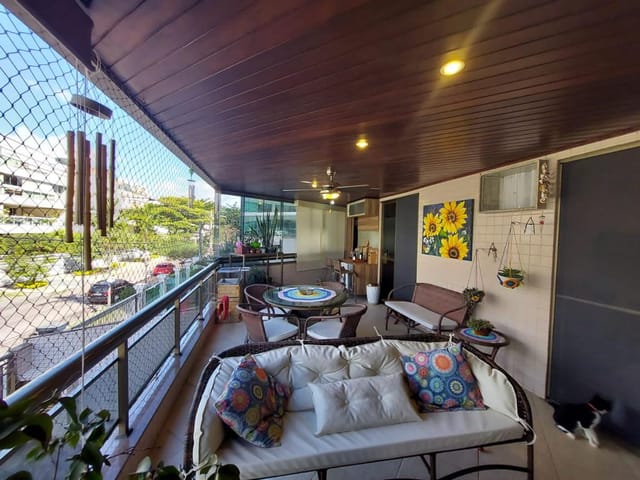 Apartamento com 123m² 3 quartos e 2 banheiros, à venda, no bairro Recreio dos Bandeirantes em Rio de Janeiro