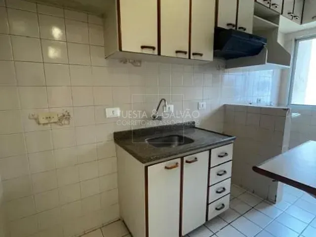 Apartamento com 64m² 3 quartos e 2 banheiros, à venda, no bairro Bigorrilho em Curitiba