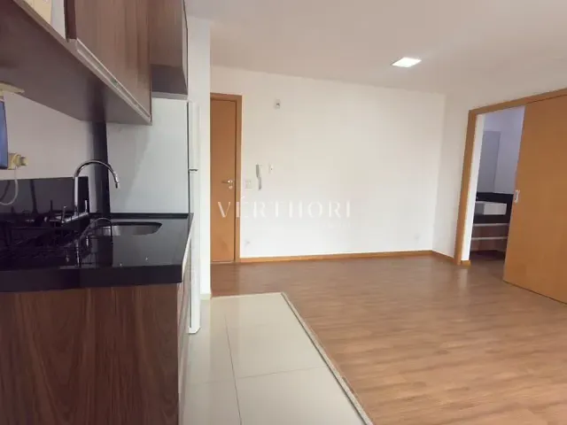 Apartamento 1 quarto e 1 banheiro, para alugar, no bairro Centro em Londrina