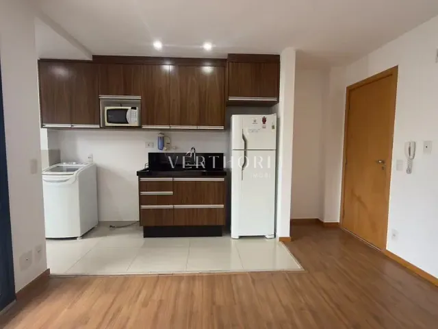 Apartamento 1 quarto e 1 banheiro, para alugar, no bairro Centro em Londrina