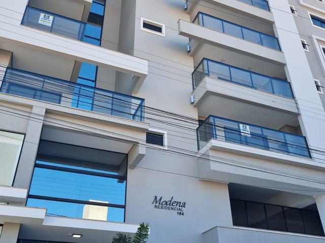 Apartamento 2 quartos e 2 banheiros, à venda, no bairro Centro em Navegantes