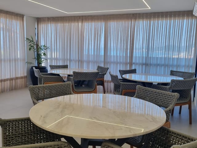 Apartamento 2 quartos e 2 banheiros, à venda, no bairro Centro em Navegantes