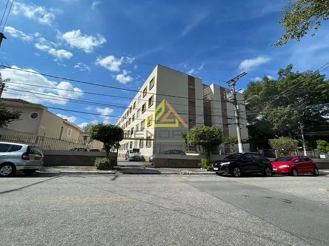 Apartamento 3 quartos e 2 banheiros, para alugar, no bairro Vila Ester (Zona Norte) em São Paulo