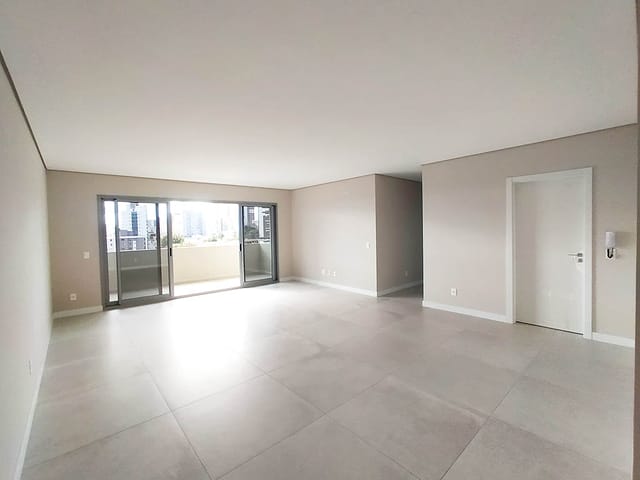 Apartamento com 273m² 3 quartos e 3 banheiros, à venda, no bairro Estrela em Ponta Grossa