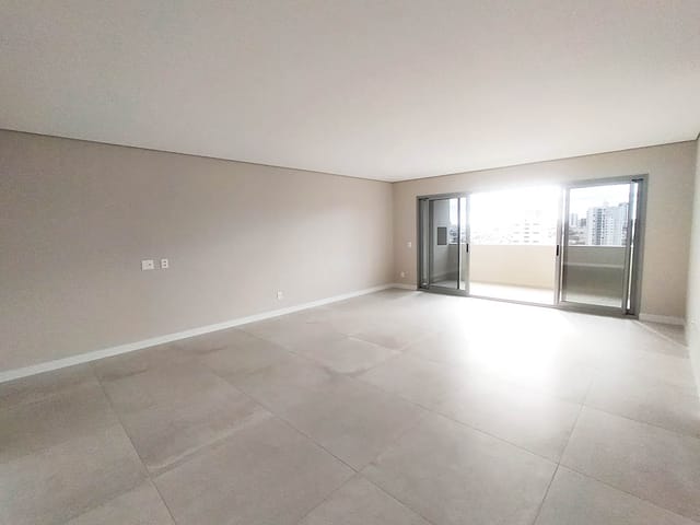 Apartamento com 273m² 3 quartos e 3 banheiros, à venda, no bairro Estrela em Ponta Grossa