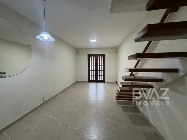 Apartamento com 80m² 3 quartos e 1 banheiro, à venda, no bairro Jardim Caiçara em Cabo Frio