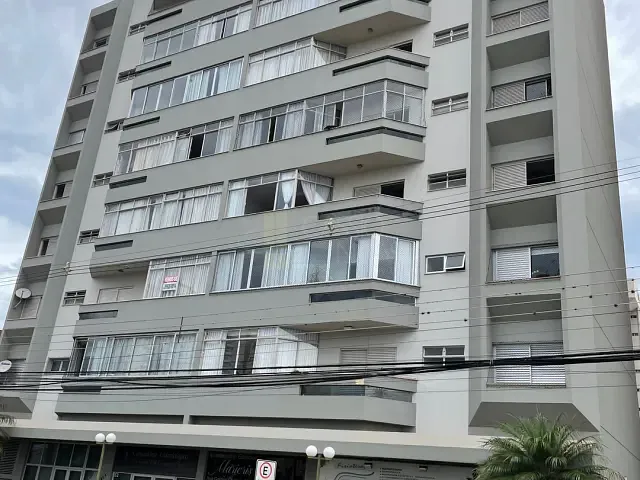 Apartamento 3 quartos e 3 banheiros, à venda, no bairro Centro em Apucarana