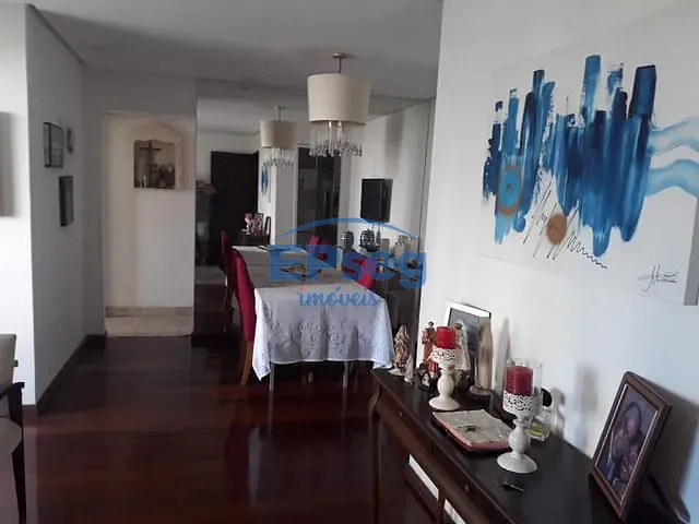 Apartamento 3 quartos e 2 banheiros, à venda, no bairro Chame-Chame em Salvador