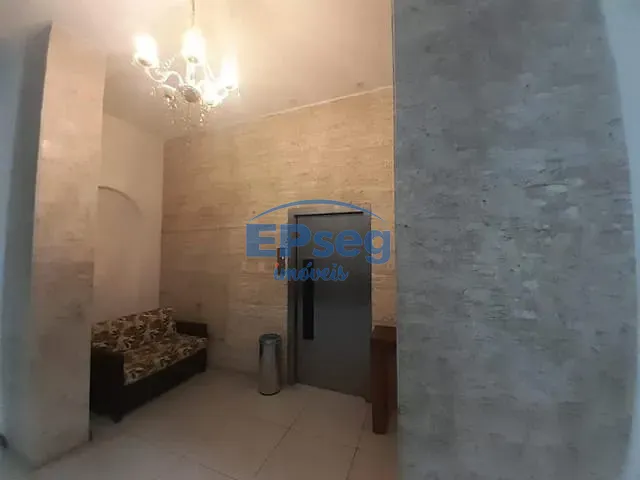 Apartamento 3 quartos e 2 banheiros, à venda, no bairro Chame-Chame em Salvador