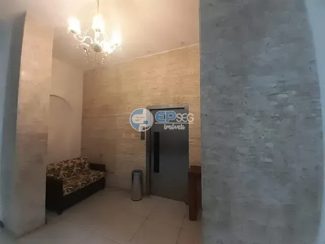 Apartamento 3 quartos e 2 banheiros, à venda, no bairro Chame-Chame em Salvador