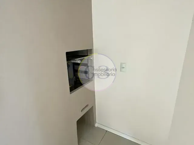 Apartamento 1 quarto e 1 banheiro, para alugar, no bairro Centro em Pelotas