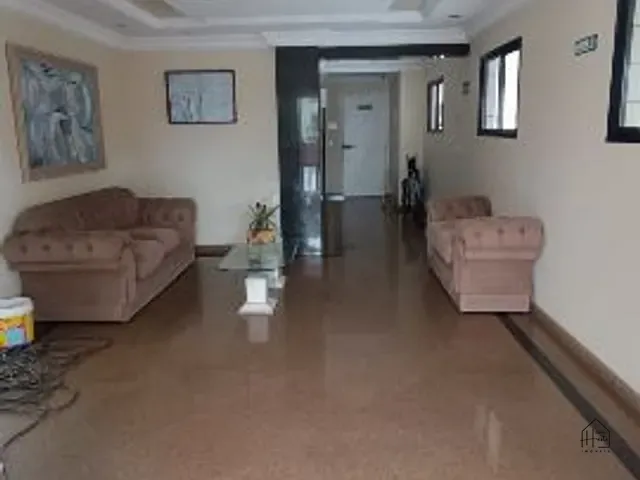 Apartamento 2 quartos e 2 banheiros, à venda, no bairro Ocian em Praia Grande