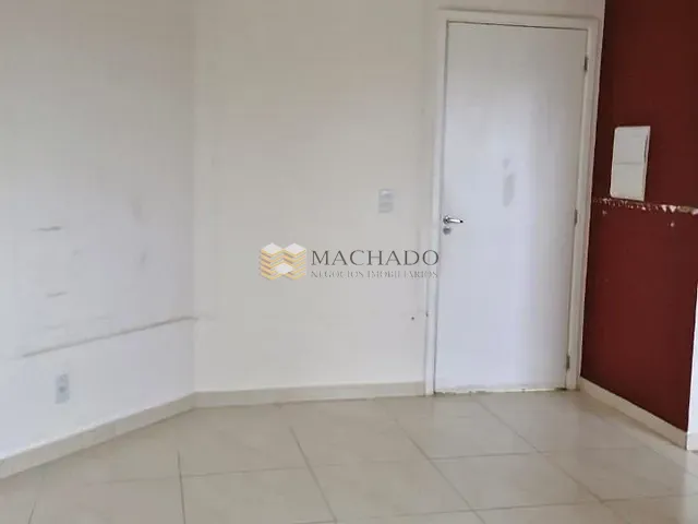 Apartamento 2 quartos e 1 banheiro, para alugar, no bairro Cidade Jardim em Jundiaí