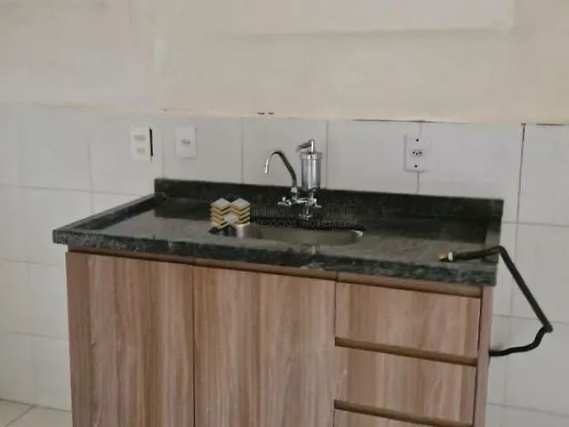 Apartamento 2 quartos e 1 banheiro, para alugar, no bairro Cidade Jardim em Jundiaí