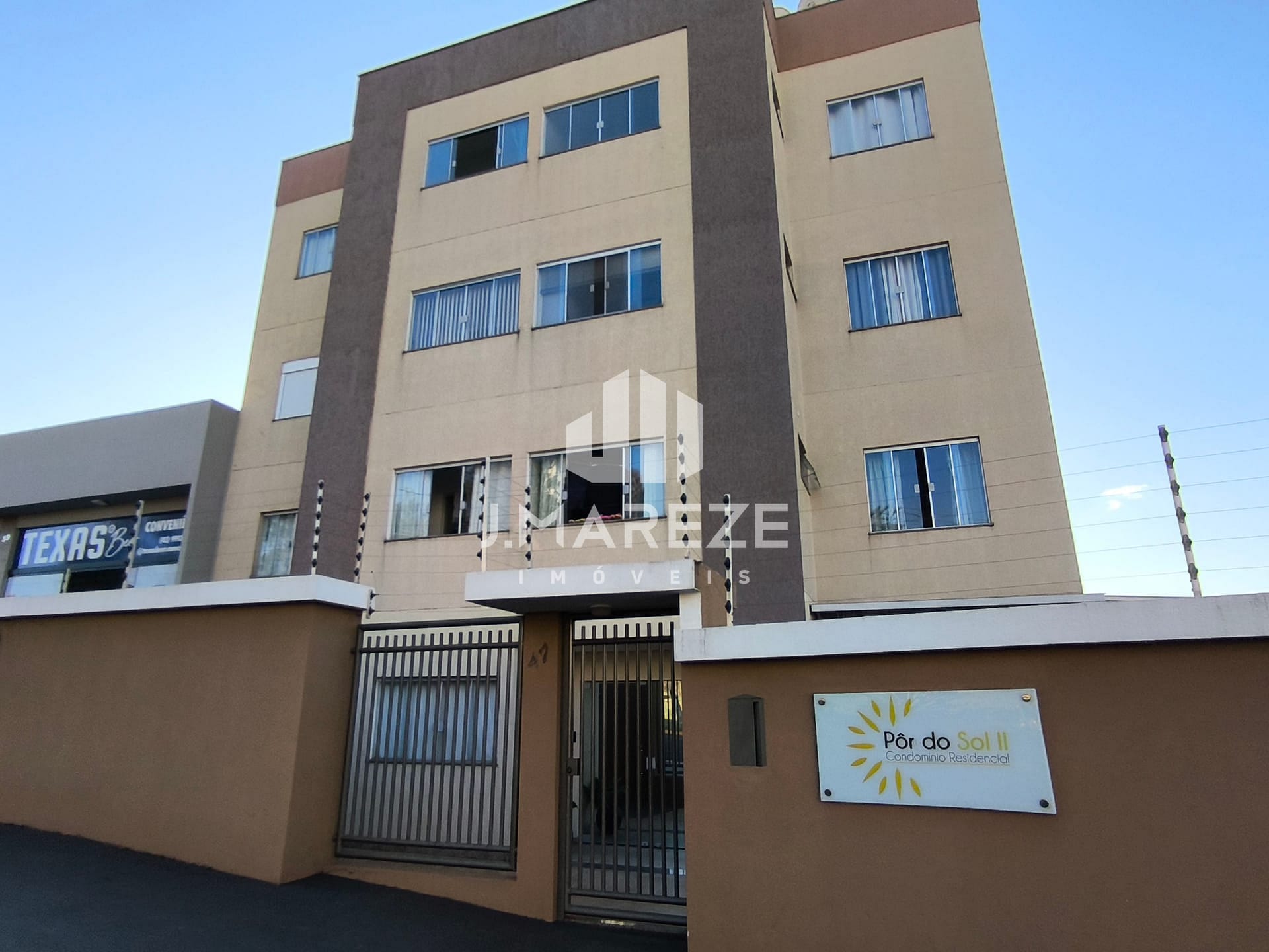 Apartamento à venda com 2 quartos, 55m² - Foto 1