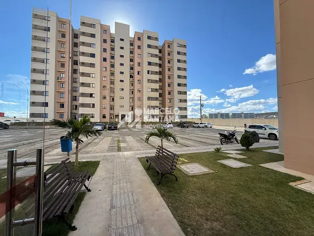 Apartamento 3 quartos e 2 banheiros, para alugar, no bairro Candeias em Vitória da Conquista