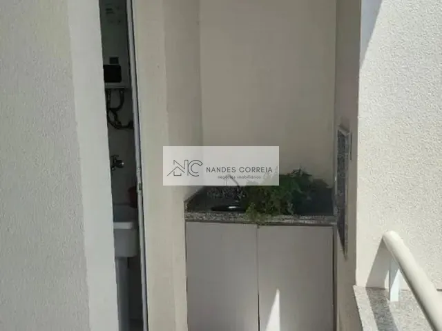 Apartamento 2 quartos e 2 banheiros, à venda, no bairro Vila Siam em Londrina
